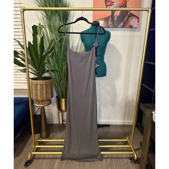 Double Lined Bodycon Maxi Dress in Gray- Size Medium - Picture 7 of 12